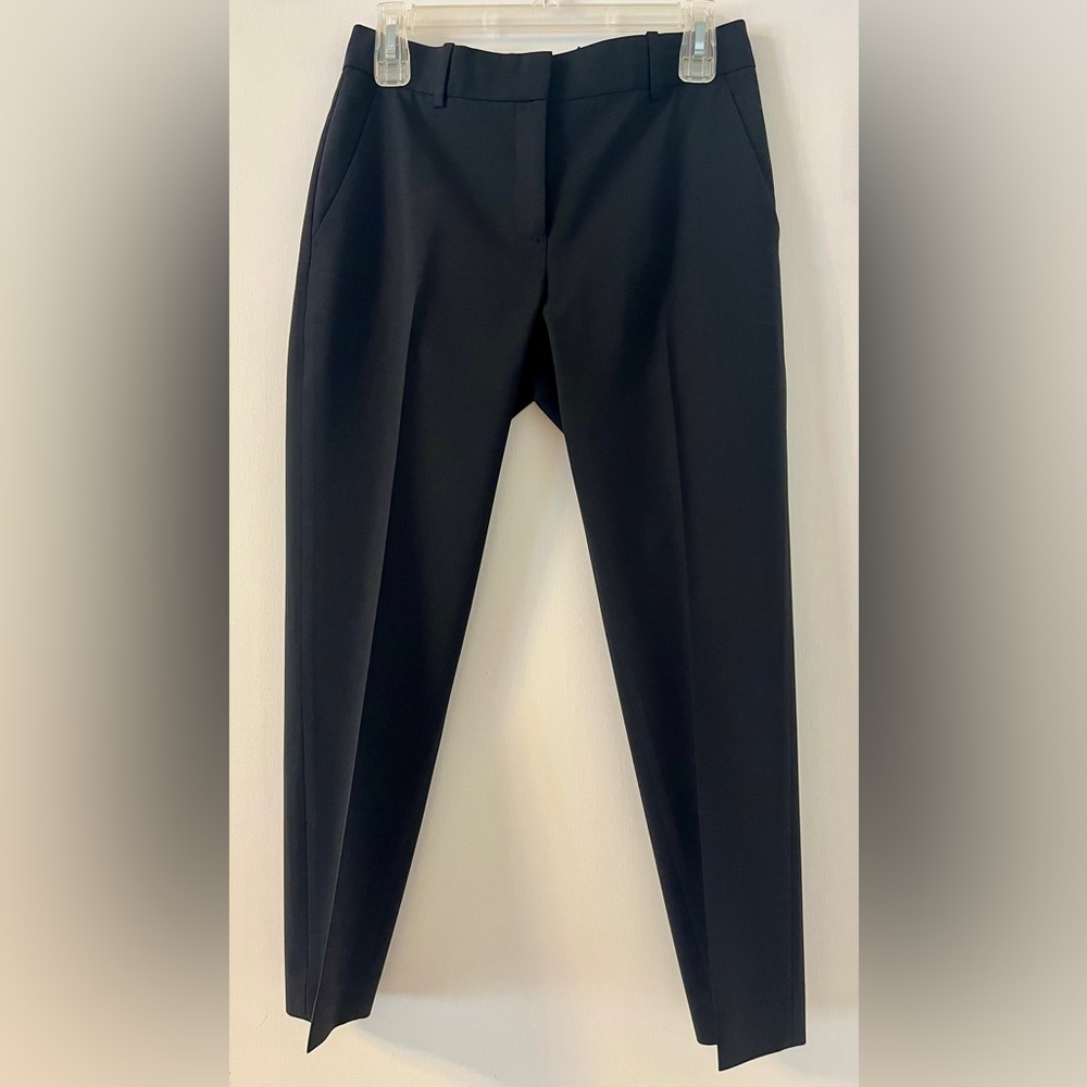 Theory Women’s Black Crepe Crop Trousers